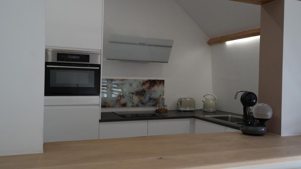 The Rooftop - A Trendy New Apartment With Airconditioning, Large Terrace & Free Parking Ostend Exterior photo