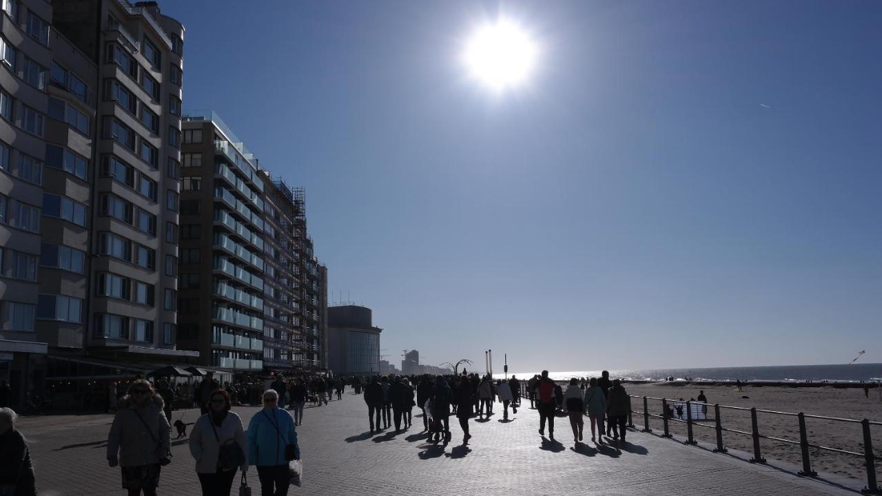 The Rooftop - A Trendy New Apartment With Airconditioning, Large Terrace & Free Parking Ostend Exterior photo